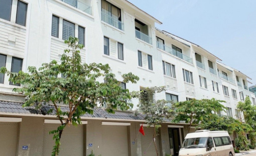 Muốn tự cứu mình, doanh nghiệp bất động sản phải tái cấu trúc.