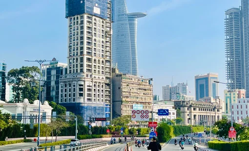 5 thành phố trực thuộc TW đóng góp bao nhiêu vào GDP cả nước năm 2022?