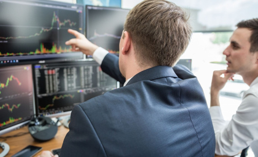 Khối ngoại không ngại khoảng trống nghỉ Tết, VN-Index đóng cửa trên 1.100 điểm