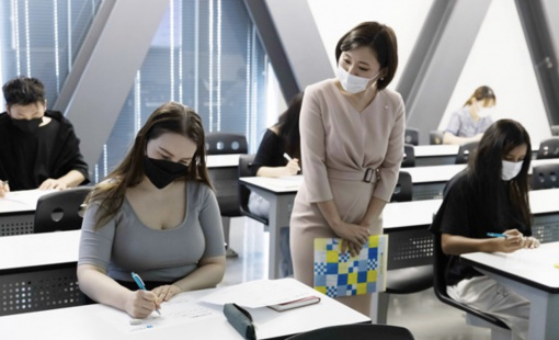 Nhật Bản điều chỉnh chính sách cư trú nhằm thu hút nhân tài