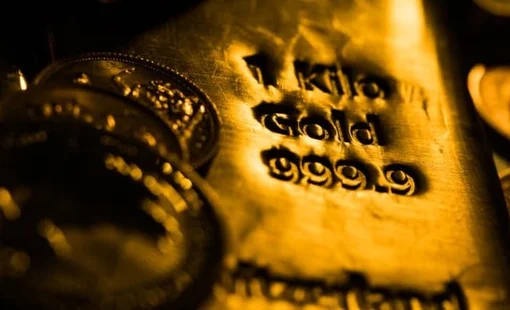 Nhận định những yếu tố có thể đẩy giá vàng chạm ngưỡng 2.000USD sau vài tháng tới