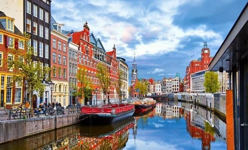 Kinh tế Mỹ, châu Âu trái chiều ở thời điểm đầu năm 2023
