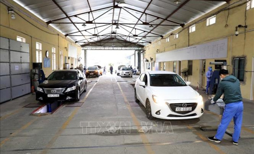 Nhiều trung tâm đăng kiểm hoãn khai xuân, ưu tiên phục vụ người dân
