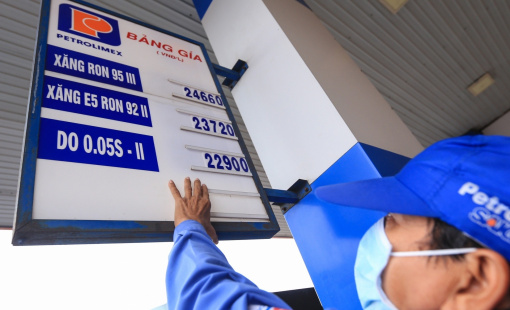 Giá xăng dầu tiếp tục tăng từ 15h hôm nay