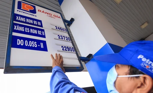 Giá xăng dầu tiếp tục tăng từ 15h hôm nay