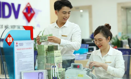 Ngân hàng 2023: Vượt qua “sóng cả”