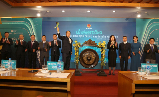 "Thị trường chứng khoán Việt Nam sẽ trở lại mạnh mẽ trong năm 2023"