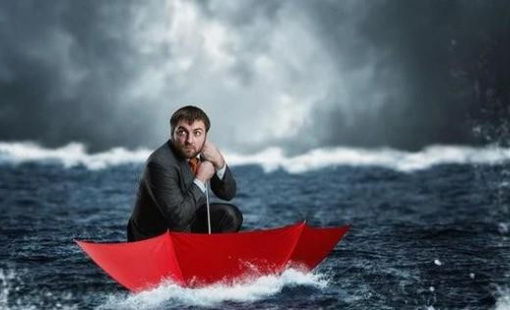 Chứng khoán 2023 dự báo "mưa tạnh nhưng mây chưa tan", nhà đầu tư nên hành động như thế nào?