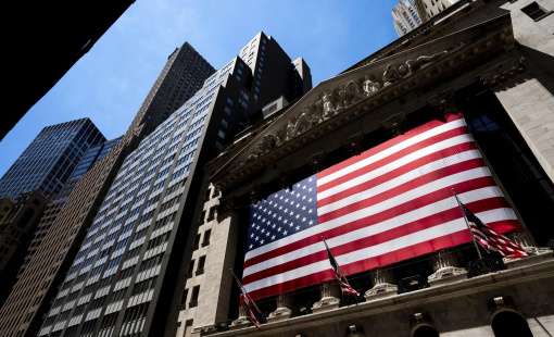 Nhà đầu tư chứng khoán Mỹ thận trọng trước thềm cuộc họp của Fed