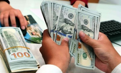 Tỷ giá USD/VND giảm mạnh trên bảng niêm yết của ngân hàng thương mại