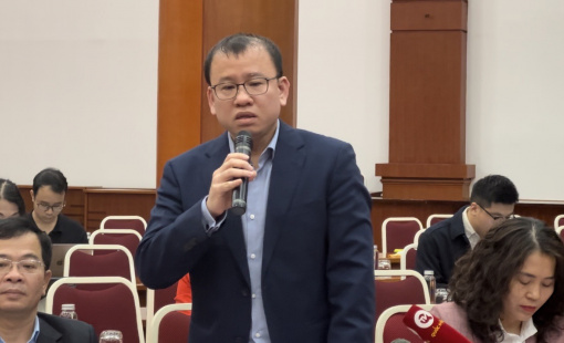 "Bộ Tài chính khẩn trương tìm mọi cách tháo gỡ để triển khai gói hỗ trợ 2%"