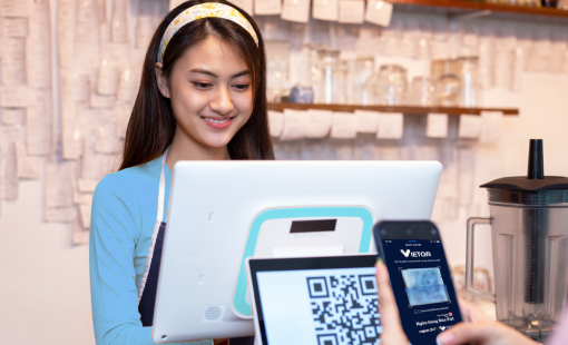 Thanh toán mã QR lên ngôi, ngân hàng đưa "công cuộc quét mã" ra cả nước ngoài