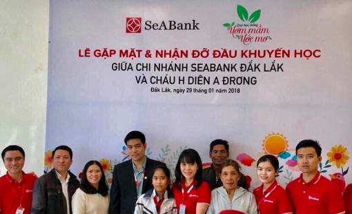 Học bổng Ươm mầm ước mơ SeABank viết tiếp giấc mơ đặt chân tới giảng đường đại học cho 16 học sinh nghèo