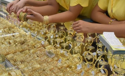 Giá vàng SJC quay đầu giảm mạnh