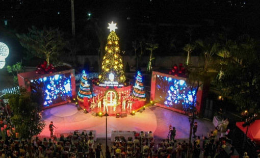 Đại lộ thương mại ở Long An lung linh sắc màu trước thềm Giáng sinh