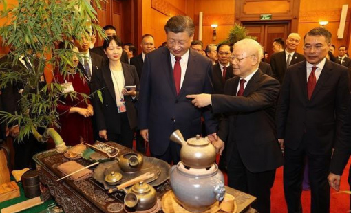 Hợp tác Việt Nam-Trung Quốc lập kỷ lục: Thương mại song phương vượt 22 tỷ USD trong tháng 11