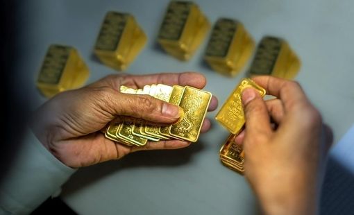 Giá vàng thế giới lên mức cao nhất mọi thời đại, vàng trong nước cũng lập kỷ lục