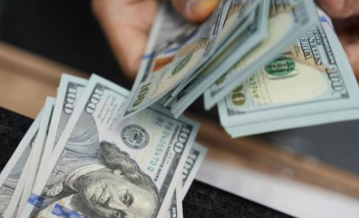 Giao dịch bán khống đồng USD gia tăng sau cú "quay xe" của FED