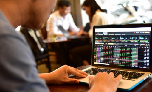 VNDIRECT dự báo VN-Index có thể lên 1.450 điểm trong năm 2024