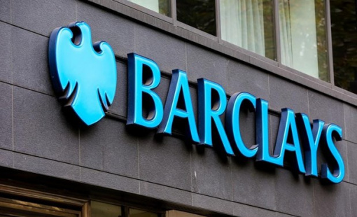 Giới đầu tư kêu gọi 5 ngân hàng châu Âu ngừng tài trợ dự án dầu khí