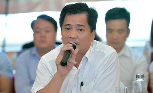 “Để thị trường bất động sản không đổ vỡ, nên nhanh chóng mở room tín dụng”