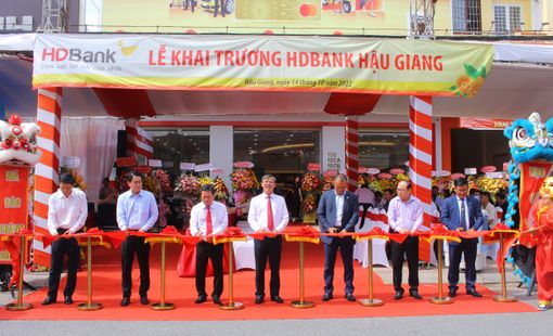 Ngân hàng mở rộng mạng lưới, tăng sức bật cho kinh tế địa phương