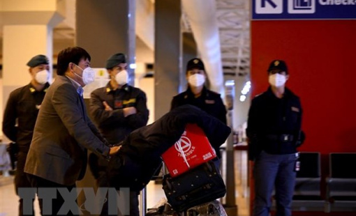 Du khách Trung Quốc thúc đẩy "ngành công nghiệp không khói" thế giới