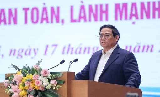 Thủ tướng: Phải tìm điểm cân bằng giữa cung và cầu cho thị trường bất động sản