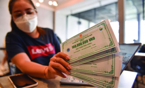 Tiền mặt dồi dào, một doanh nghiệp bất động sản vẫn xin khất nợ lãi trái phiếu