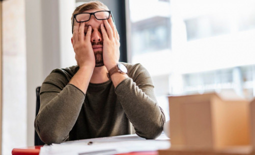 Chứng khoán "phút chốc đảo chiều" giảm sốc phiên đầu tháng, nhà đầu tư nên làm gì?