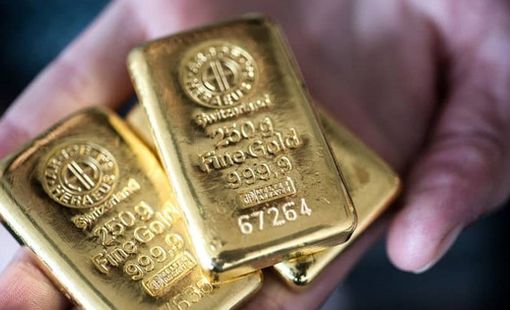 Khủng hoảng biến quốc gia này thành nước của những người "nghiện" mua sắm vàng, nhu cầu tăng 5 lần so với năm trước