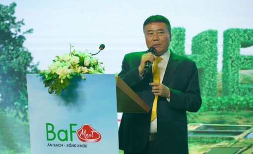 Chủ Heo ăn chay sắp phát hành 900 tỷ trái phiếu, dùng cổ phần của 2 công ty con làm tài sản đảm bảo