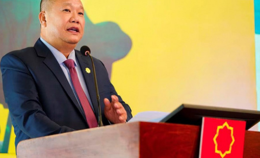 Tuyên bố lãi ngân hàng 6,5%/năm thì Hoa Sen không vay, xuống 6,2% mới vay, "Xưa các anh ăn tôi thì nay tôi ăn lại"