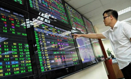 Tiền ngoại tham gia sớm nhưng chỉ số chứng khoán chưa thể tranh thủ tăng