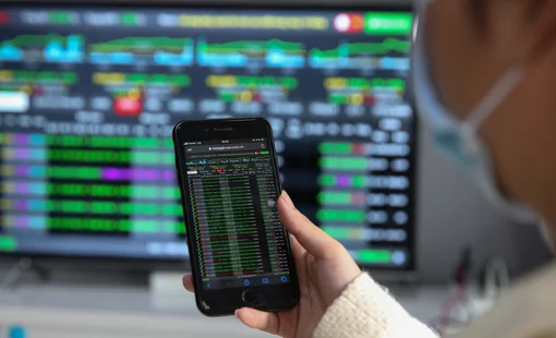 "Đu" theo khối ngoại từ đầu 2023, danh mục nhà đầu tư có thể đánh bại chỉ số VN-Index?
