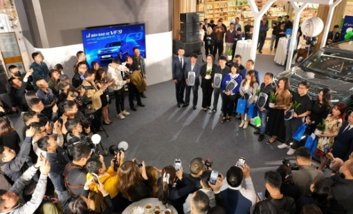 SUV điện cỡ lớn VinFast VF 9 có gì để chinh phục khách Việt?