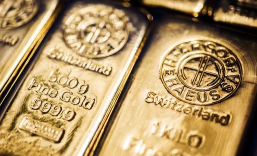 Nhận định về nguyên nhân giá vàng có thể lên mốc 2.400USD sau 5 năm tới