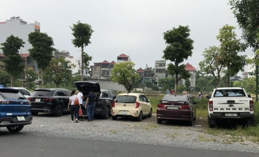 Nhà đầu tư trông chờ thị trường bất động sản sẽ còn đợt giảm giá?