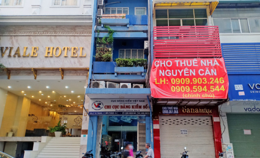 Xuất hiện tình trạng trả mặt bằng ở những tuyến phố "vàng" với giá thuê 200-600 triệu đồng/tháng
