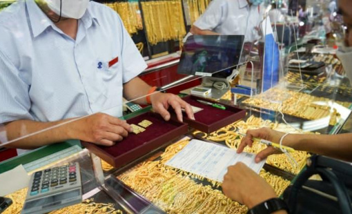 Lý do nhà đầu tư luôn nên giữ vàng trong danh mục