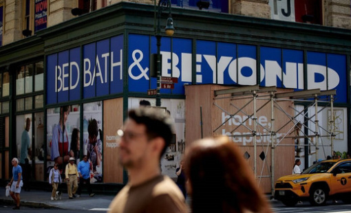 Hãng bán lẻ hơn 50 năm tuổi của Mỹ đệ đơn phá sản, tương lai 14.000 nhân viên vô định