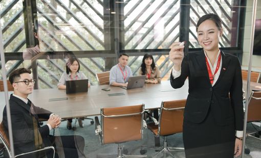 Hút thêm khách hàng nhờ chuyển đổi số, Techcombank báo lãi 5.600 tỷ đồng quý 1/2023