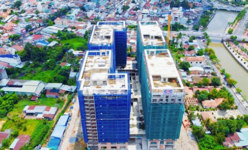 Thị giá ngang cốc trà đá, Địa ốc Hoàng Quân (HQC) muốn chào bán riêng lẻ 100 triệu cổ phiếu với giá cao gấp nhiều lần