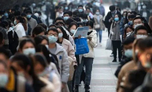 Thất nghiệp quá nhiều, Trung Quốc gửi 300.000 lao động trẻ về quê...chăn bò