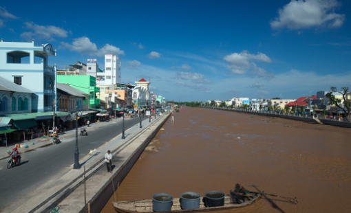 Khó khăn của tỉnh ''không cảng biển, không cao tốc, không đường sắt, không sân bay''