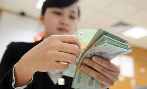 60% nhân viên bảo hiểm và ngân hàng chưa hài lòng với thu nhập