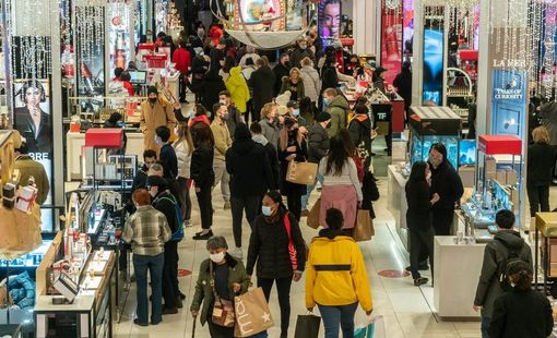 Wall Street Journal: Lạm phát cao khiến nhiều người Mỹ nghèo đi