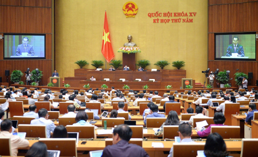 Ủy ban Thường vụ Quốc hội đồng ý bỏ giá sàn, vẫn giữ giá trần vé máy bay