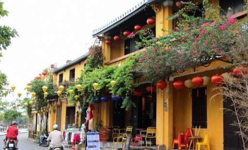 Nhiều căn nhà tại phố cổ Hội An "bất ngờ" được rao bán, nhắc tới mức giá ai cũng phải "ngỡ ngàng"