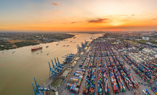 Việt Nam xuất siêu 9,8 tỷ USD sau 5 tháng